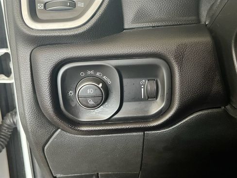 Used 2023 RAM 2500 Big Horn w/ Level 1 Equipment Group AWD/4WD image 10