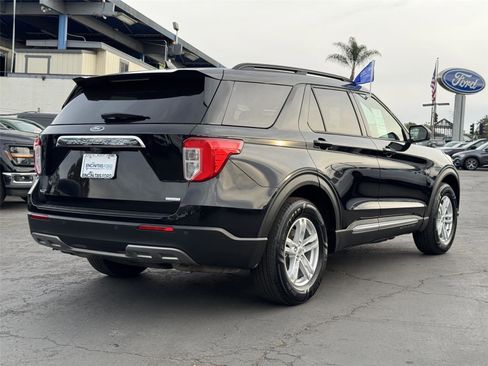Certified 2020 Ford Explorer XLT w/ Equipment Group 202A image 8