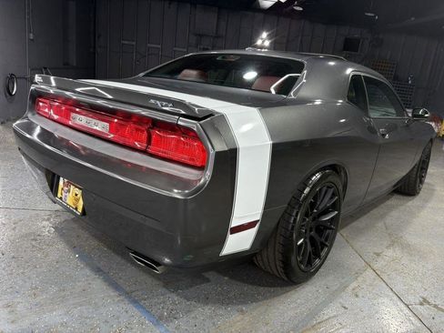 Used 2014 Dodge Challenger SXT Plus RWD image 5
