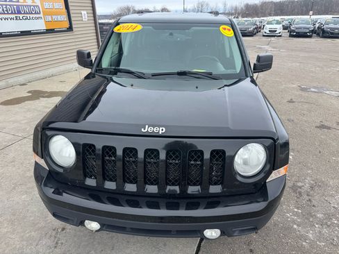 Used 2014 Jeep Patriot High Altitude image 2