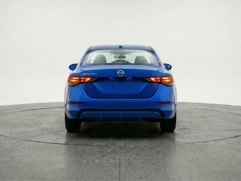 Used 2025 Nissan Sentra SV FWD image 7