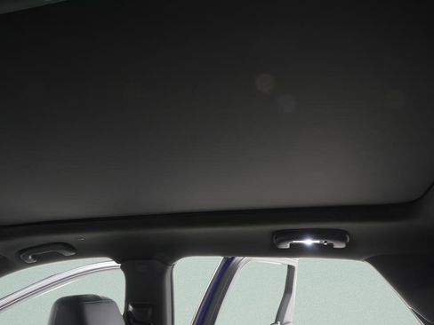 Used 2025 Cadillac XT5 Premium Luxury image 10