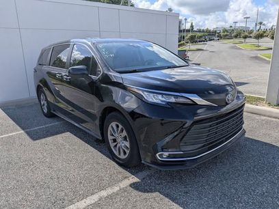 Used 2023 Toyota Sienna XLE