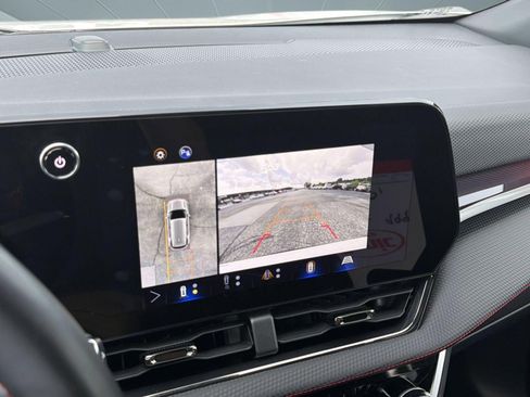 Used 2025 Chevrolet Equinox RS w/ Safety and Technology Package FWD image 21