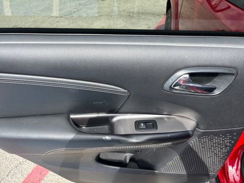 Used 2018 Dodge Journey Crossroad image 27