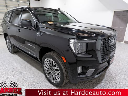 Used 2023 GMC Yukon Denali Ultimate AWD/4WD image 6