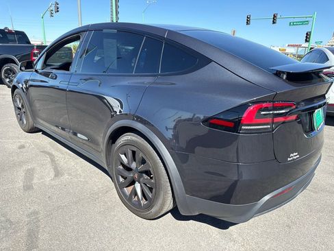 Used 2024 Tesla Model X image 5