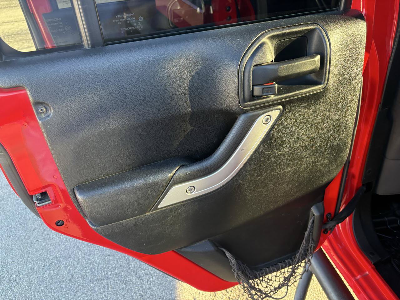 Used 2017 Jeep Wrangler Unlimited Sahara w/ Trailer Tow Group AWD/4WD image 31