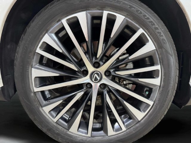 Used 2023 Lexus RX 350 Premium Plus w/ Cold Area Package AWD/4WD image 34
