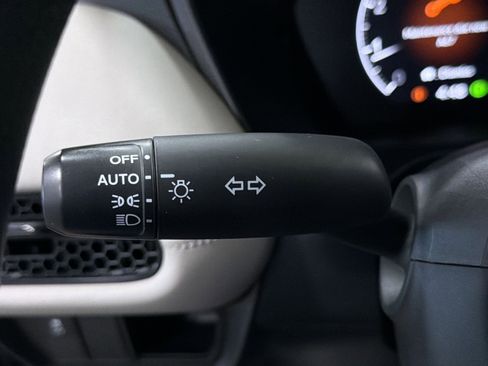 Used 2023 Honda HR-V LX image 29