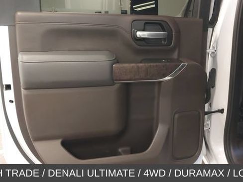Used 2022 GMC Sierra 2500 Denali w/ Denali Ultimate Package AWD/4WD image 34