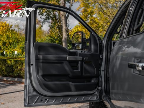 Used 2022 Ford F350 Platinum image 20