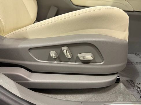 New 2026 Cadillac XT5 Premium Luxury w/ Driver Assist Package image 29