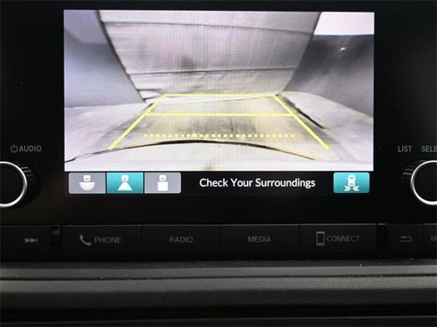 Used 2025 Honda Accord SE image 30