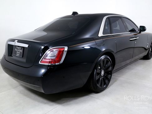 Used 2021 Rolls-Royce Ghost image 2