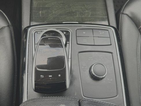 Used 2017 Mercedes-Benz GLE 350 4MATIC image 25