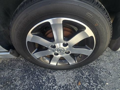 Used 2012 Nissan Sentra 2.0 SR w/ Special Edition Pkg image 3