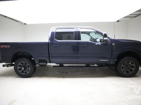 Used 2024 Ford F250 Lariat w/ Sport Appearance Package AWD/4WD image 5