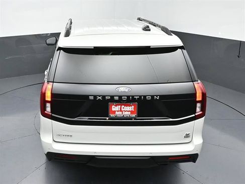Certified 2026 Ford Expedition Active AWD/4WD image 41