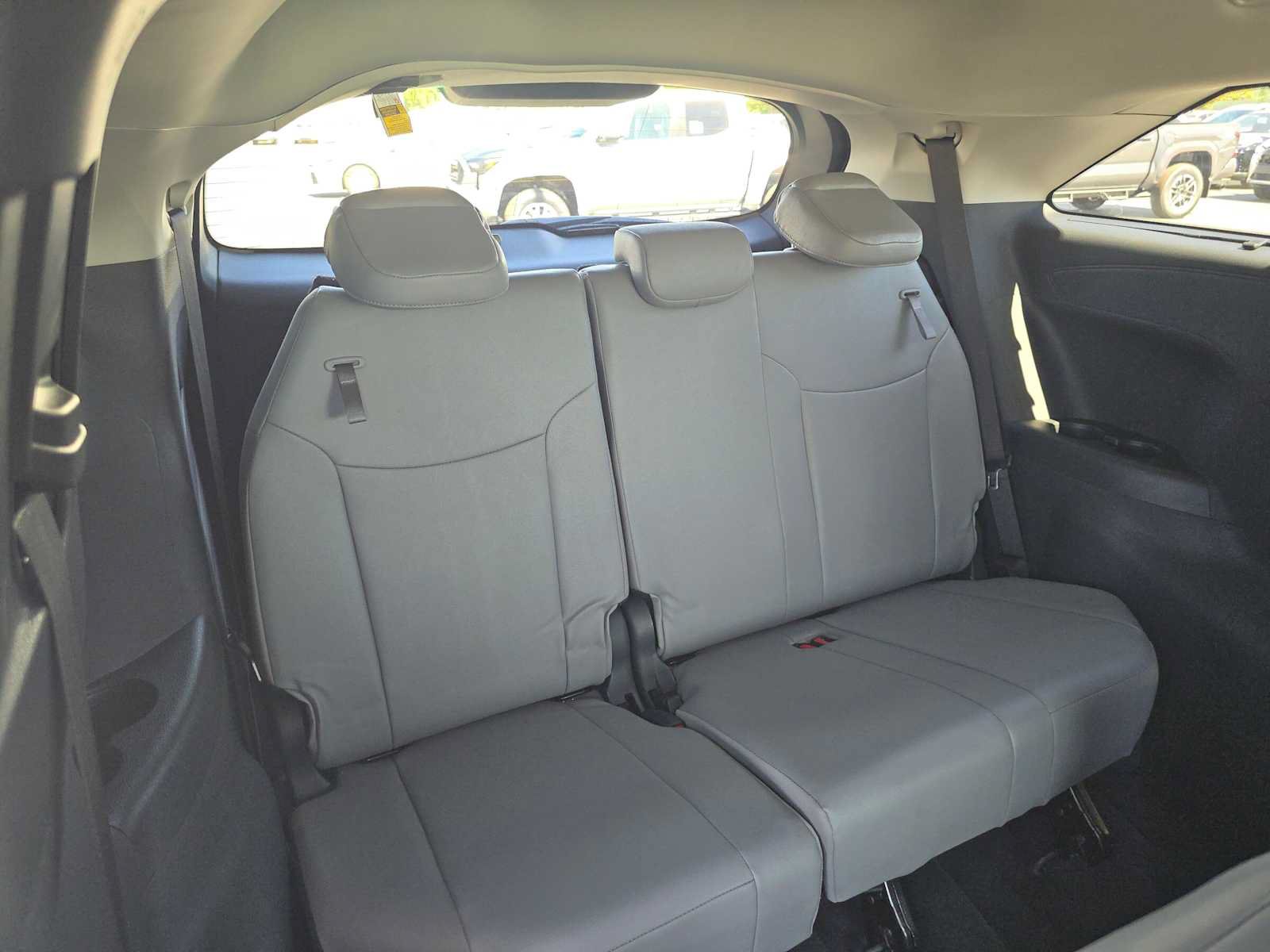 Certified 2026 Toyota Sienna XLE FWD image 13