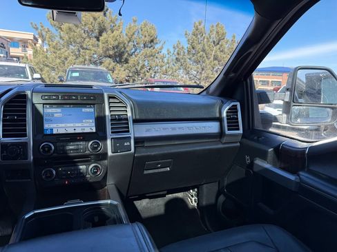 Used 2017 Ford F350 Platinum w/ Platinum Ultimate Package image 26