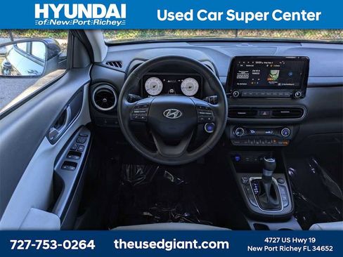Used 2023 Hyundai Kona Limited AWD/4WD image 18