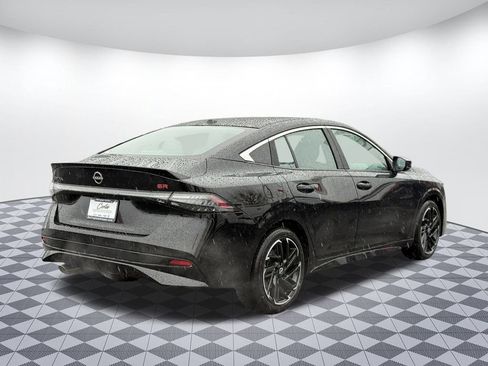 New 2026 Nissan Sentra SR w/ SR Premium Package FWD image 7