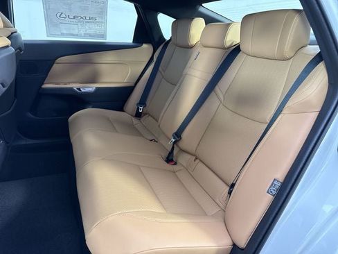 New 2026 Lexus ES 350e FWD image 21