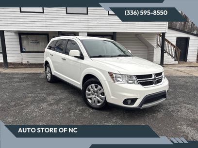 Used 2019 Dodge Journey SE w/ Connectivity Group