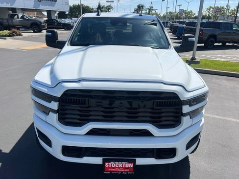 Used 2025 RAM 2500 Big Horn AWD/4WD image 53