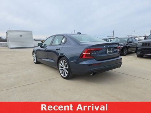 Used 2020 Volvo S60 T5 Momentum w/ Protection Package image 7