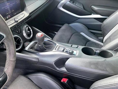 Used 2022 Chevrolet Camaro SS RWD image 15