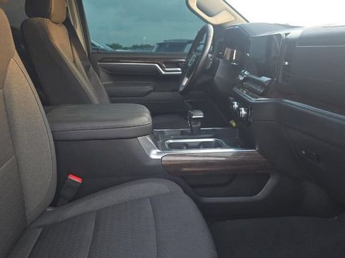 Used 2026 GMC Sierra 1500 Elevation RWD image 3