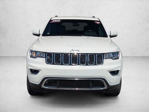 Used 2017 Jeep Grand Cherokee Laredo w/ Quick Order Package 23E image 2