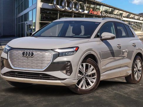 Used 2023 Audi Q4 e-tron Premium w/ Convenience Package RWD image 1