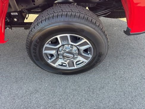 New 2026 Ford F250 Lariat image 15