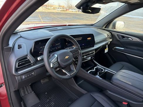 New 2026 Chevrolet Traverse LT image 11