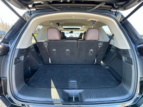 Used 2023 Honda Pilot Elite image 18