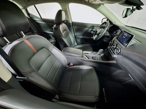 Used 2021 Nissan Sentra SR w/ SR Premium Package FWD image 26