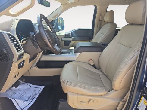 Used 2019 Ford F150 Lariat w/ Equipment Group 502A Luxury AWD/4WD image 22
