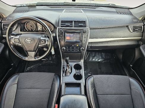 Used 2016 Toyota Camry SE FWD image 23
