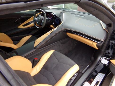 Used 2024 Chevrolet Corvette Z06 w/ Stealth Interior Trim Package RWD image 29