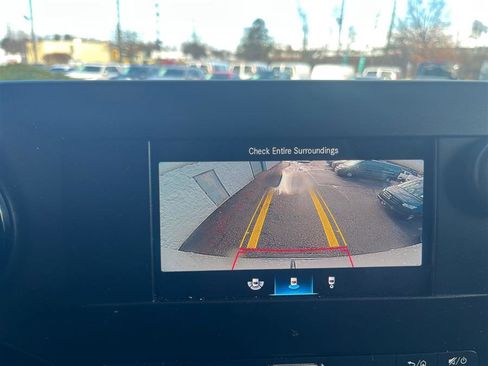 Used 2023 Mercedes-Benz Sprinter 2500 image 15