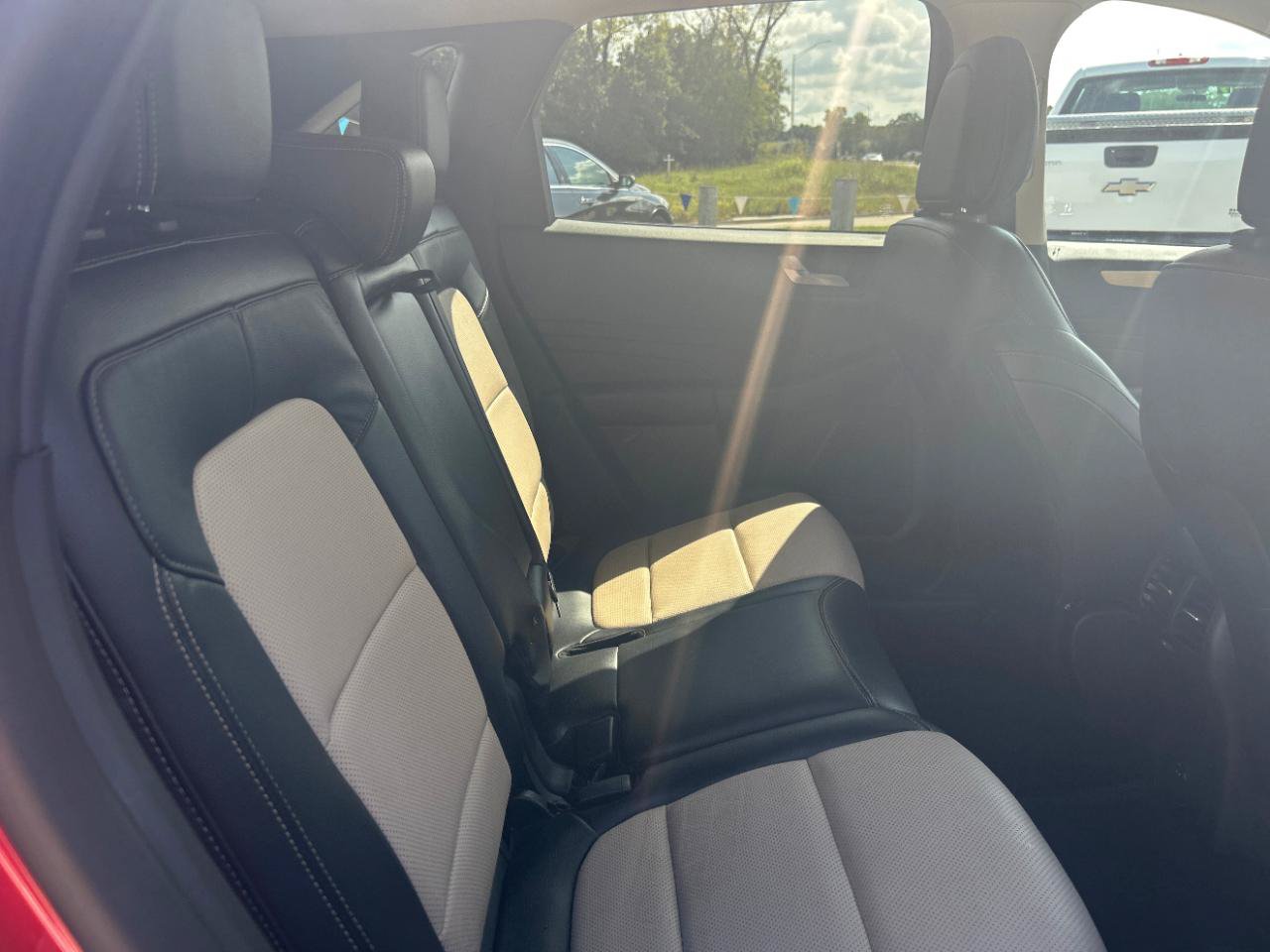 Used 2021 Ford Escape Titanium w/ Titanium Elite Package FWD image 25