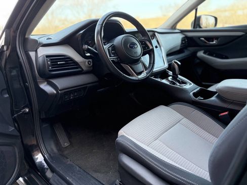 Used 2021 Subaru Outback Premium AWD/4WD image 9