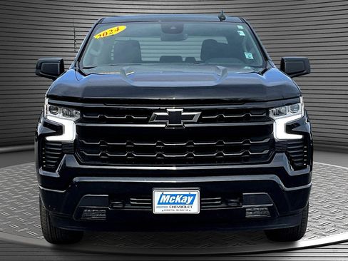 Used 2024 Chevrolet Silverado 1500 RST image 2