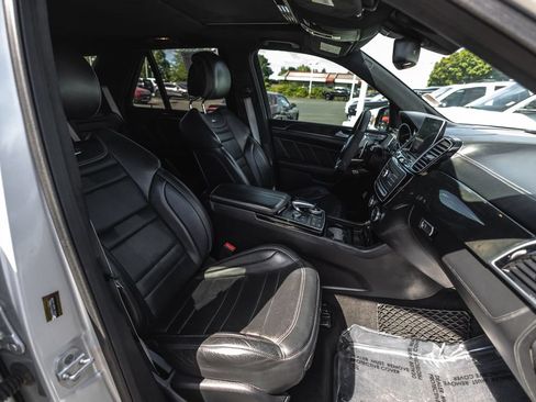 Used 2016 Mercedes-Benz GLE 63 AMG S image 30