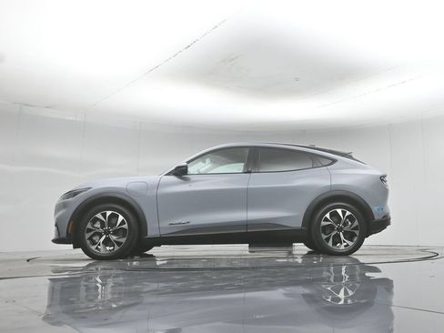 Certified 2024 Ford Mustang Mach-E Select AWD/4WD image 8