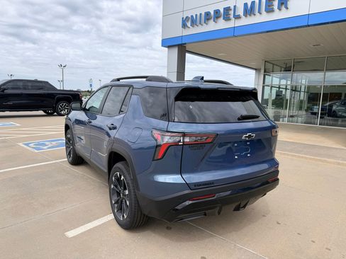 New 2026 Chevrolet Equinox RS w/ Convenience Package III FWD image 11