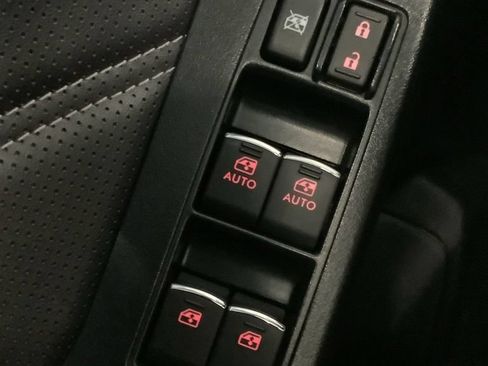 Used 2018 Subaru Forester 2.5i Touring AWD/4WD image 20